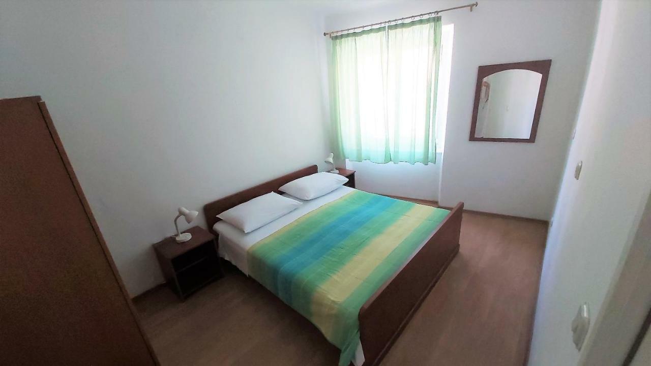 Apartment Mandic Omiš Exterior foto